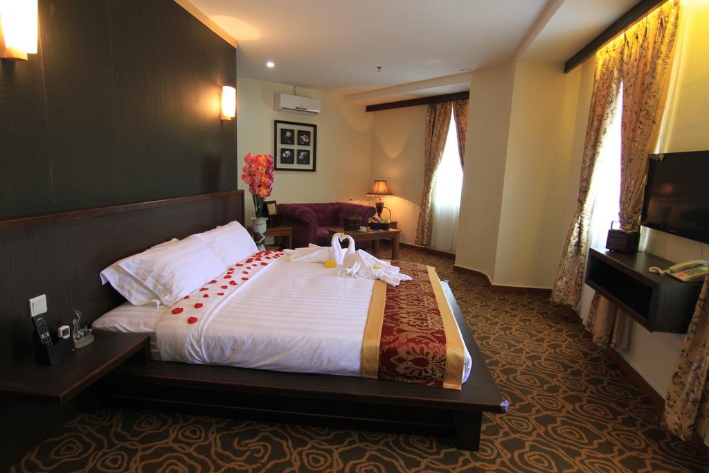 Herald Hotel ملقا المظهر الخارجي الصورة