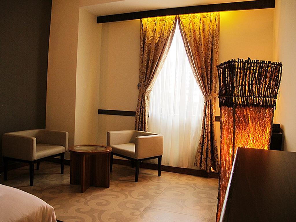 Herald Hotel ملقا المظهر الخارجي الصورة