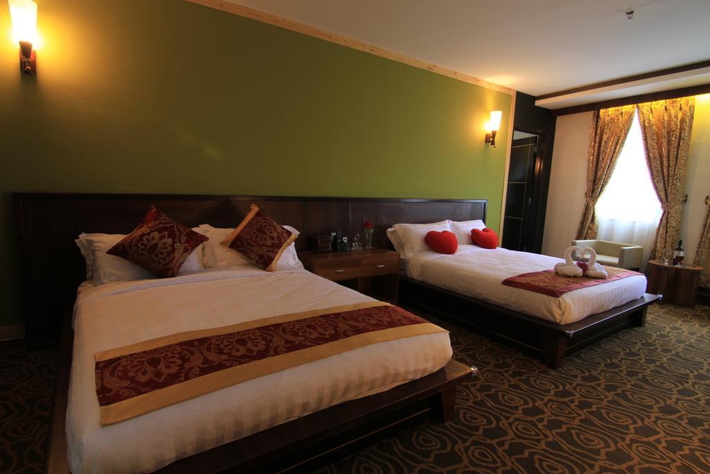 Herald Hotel ملقا المظهر الخارجي الصورة