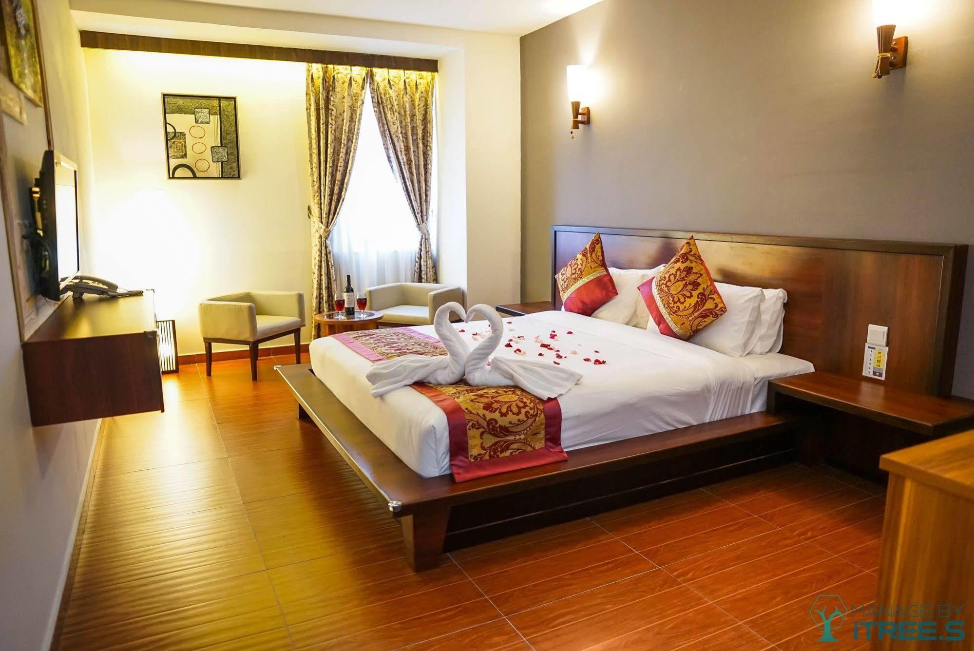 Herald Hotel ملقا المظهر الخارجي الصورة